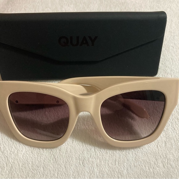 QUAY Sunglasses By the Way main image 10